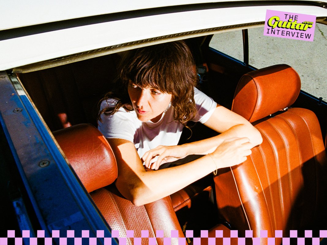 Courtney Barnett on Kurt Cobain Jaguars, songwriting, and extra Guitarcontact
